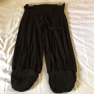 Canadian Barila crop pants